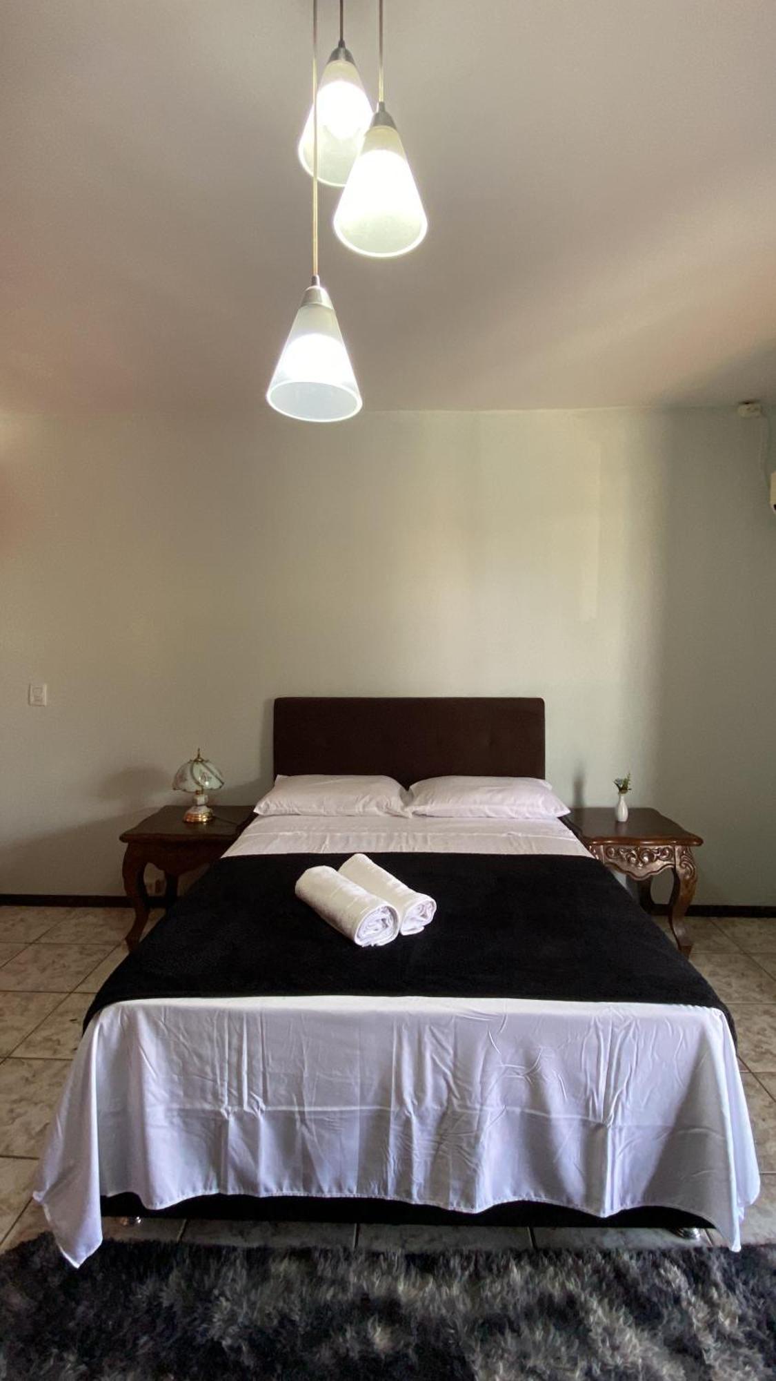 Triana Guest House Foz do Iguaçu Exteriör bild